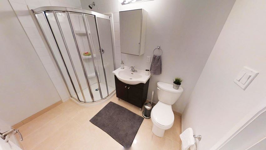 5 Bedroom - 2 Bath